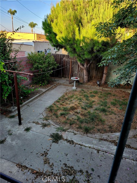 6812 South Van Ness photo 26