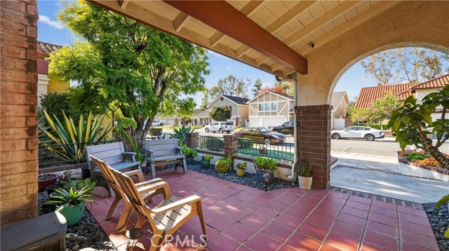 Detail Gallery Image 8 of 53 For 20972 Calle Celeste, Lake Forest,  CA 92630 - 4 Beds | 2 Baths