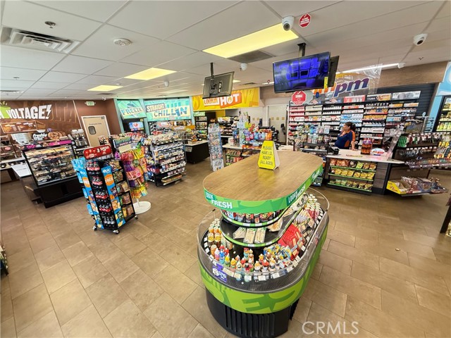 1702 Highway 46, Wasco CA: https://media.crmls.org/medias/0f8f6c3c-4e85-4f87-9dca-0c30ce08258a.jpg