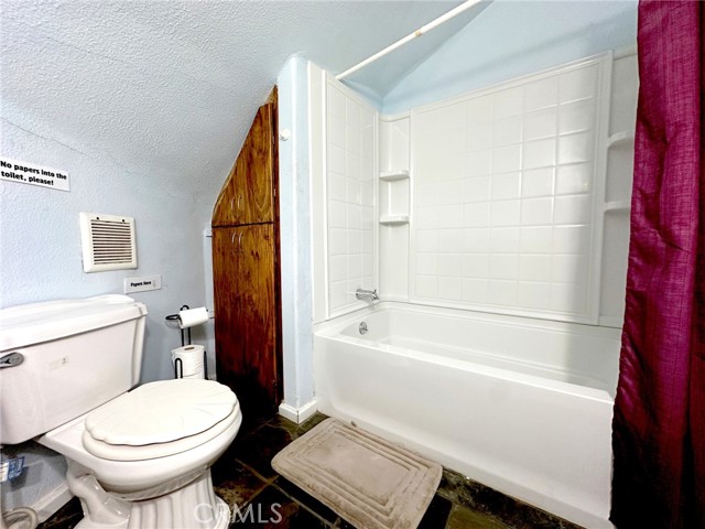 Detail Gallery Image 18 of 42 For 24998 Jewel, Crestline,  CA 92325 - 4 Beds | 3 Baths