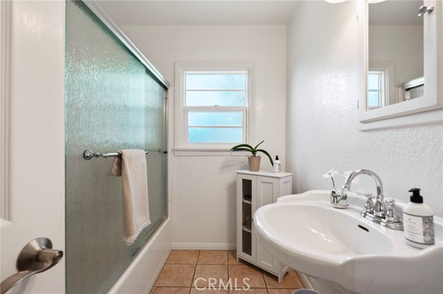 Detail Gallery Image 26 of 52 For 528 Cambridge, Orange,  CA 92867 - 3 Beds | 2 Baths