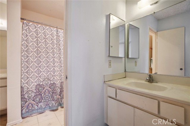 Detail Gallery Image 32 of 51 For 1725 Neil Armstrong St #106,  Montebello,  CA 90640 - 2 Beds | 1/1 Baths