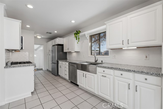 4702 Radnor Avenue photo 4