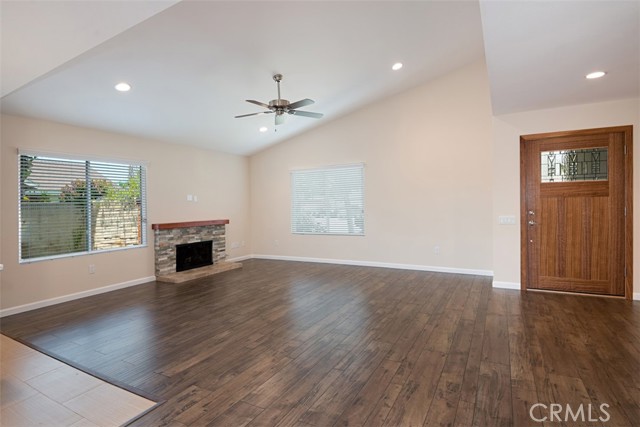 Detail Gallery Image 9 of 20 For 602 Carnation Dr, Placentia,  CA 92870 - 4 Beds | 2 Baths