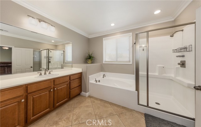 1244 Sea Lavender Lane, Beaumont CA: https://media.crmls.org/medias/0f912075-5bff-4596-967a-929d44d4be5e.jpg