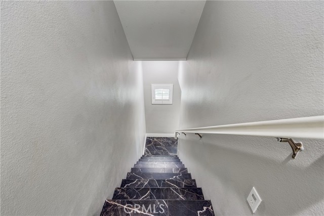 Detail Gallery Image 13 of 44 For 625 Savi Dr #102,  Corona,  CA 92878 - 3 Beds | 3/1 Baths