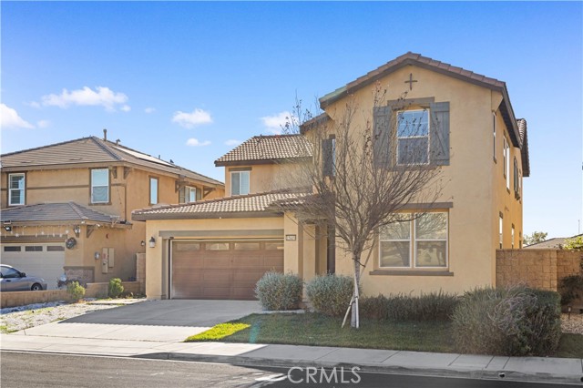 Detail Gallery Image 2 of 39 For 15609 Paprika Ln, Fontana,  CA 92336 - 4 Beds | 3 Baths