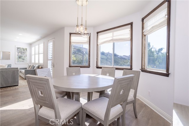 Detail Gallery Image 16 of 39 For 5474 Sunlight, Simi Valley,  CA 93063 - 6 Beds | 4 Baths