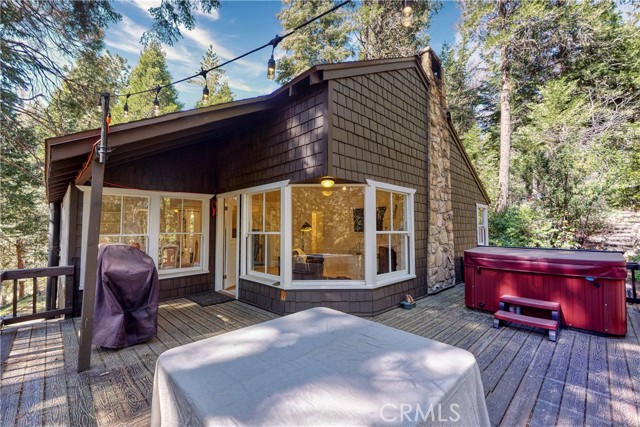 Detail Gallery Image 5 of 43 For 689 Burnt Mill Rd, Lake Arrowhead,  CA 92352 - 3 Beds | 1 Baths