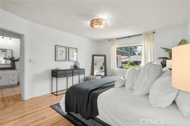 6644 Bianca Avenue, Van Nuys CA: https://media.crmls.org/medias/0f93f3c4-5156-4646-9eac-2e484f1aa2d4.jpg