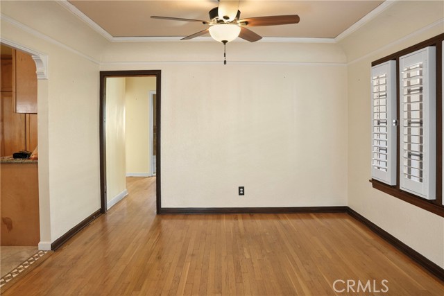 Detail Gallery Image 11 of 26 For 8465 San Carlos Ave, South Gate,  CA 90280 - 2 Beds | 1 Baths