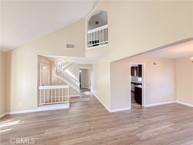 39360 Longhorn Court, Palmdale CA: https://media.crmls.org/medias/0f94eaea-69bf-4545-b1e5-26a799ace083.jpg