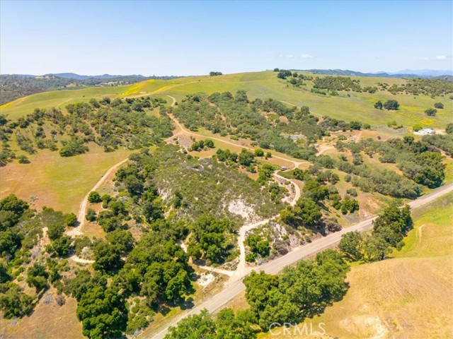 74650 Interlake Road, Bradley CA: https://media.crmls.org/medias/0f94edb8-2bb6-47d5-b31f-29471dc49aa5.jpg