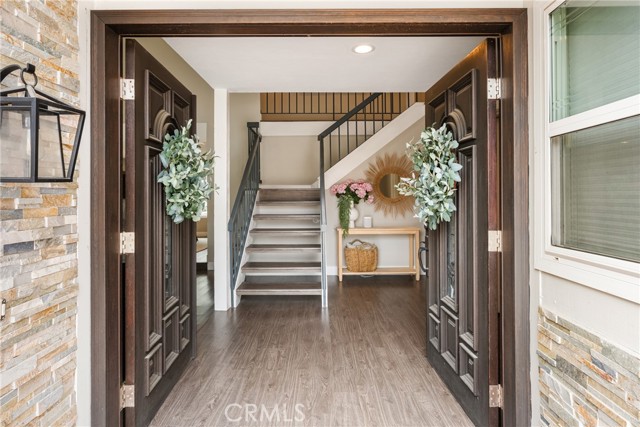 Detail Gallery Image 5 of 75 For 342 S Silverbrook Dr., Anaheim Hills,  CA 92807 - 5 Beds | 4 Baths