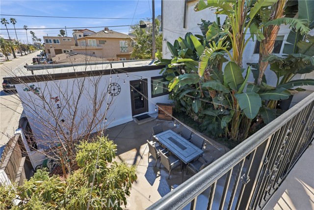 Detail Gallery Image 32 of 42 For 6600 E Ocean, Long Beach,  CA 90803 - 3 Beds | 3/1 Baths