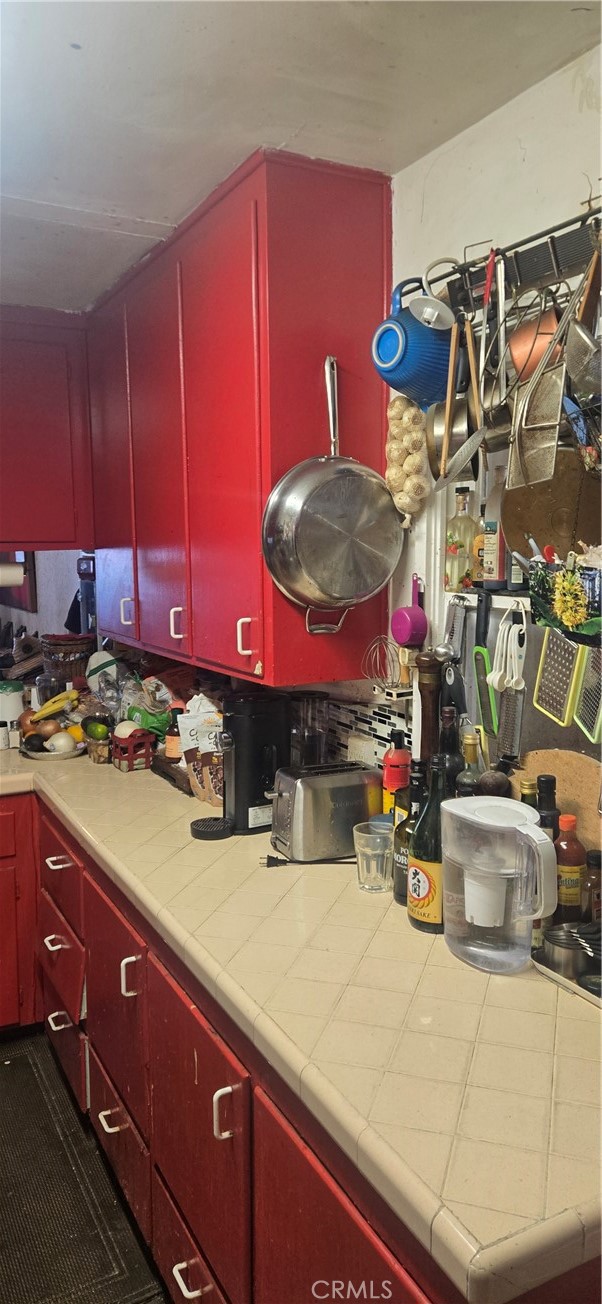 4527 Kickapoo Court, San Diego CA: https://media.crmls.org/medias/0f986ec3-4bb1-4c0a-a637-d142e161344b.jpg