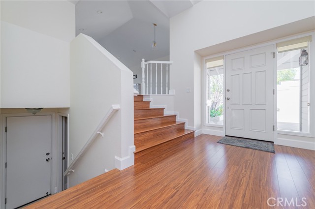 Detail Gallery Image 10 of 39 For 820 Gardenia, Corona Del Mar,  CA 92625 - 2 Beds | 2 Baths