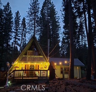445 Cedar Circle, Lake Almanor CA: https://media.crmls.org/medias/0f9916d3-5a0f-45e9-ae56-90fb0ebf50ac.jpg