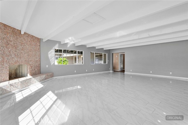 8732 Pico Avenue, Hesperia CA: https://media.crmls.org/medias/0f994035-a0cb-45a5-b15d-c0cd91ec442f.jpg