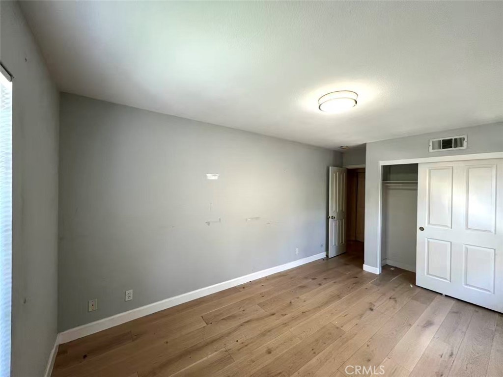 https://media.crmls.org/medias/0f99a7f6-1c0b-4b82-8221-36258cc8d94c.jpg?preset=X-Large