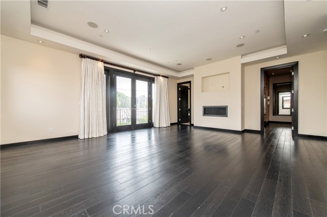 Detail Gallery Image 29 of 39 For 268 S Clark Dr, Beverly Hills,  CA 90211 - 5 Beds | 5/1 Baths
