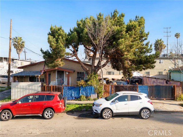 503 W 79th Street, Los Angeles CA: https://media.crmls.org/medias/0f9ad762-b9e8-4c93-9971-328c0beac0a9.jpg