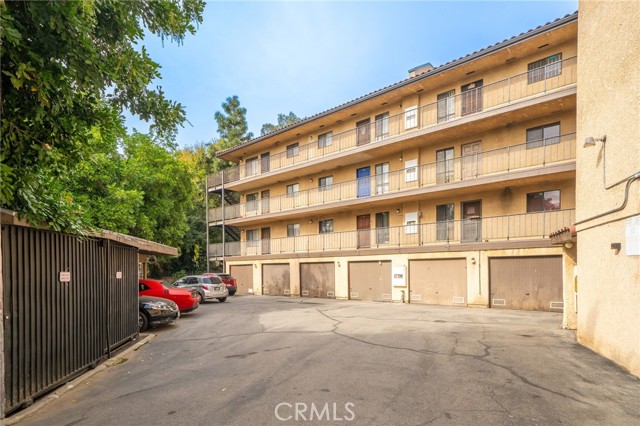 Detail Gallery Image 13 of 18 For 5036 Echo #309,  Los Angeles,  CA 90042 - 2 Beds | 1 Baths