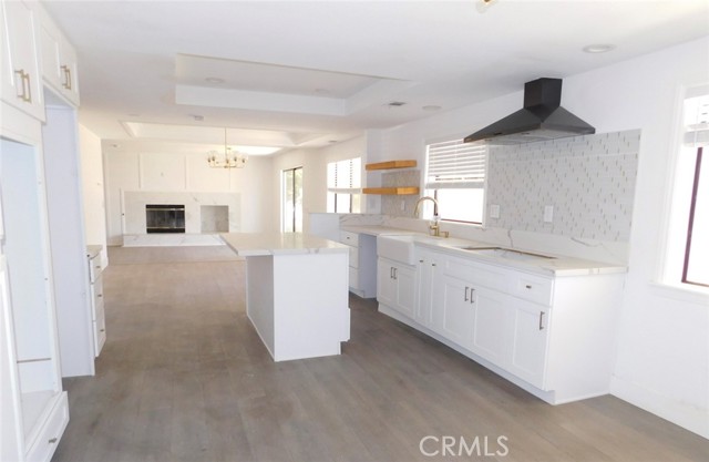 17830 San Gabriel Lane, Victorville CA: https://media.crmls.org/medias/0f9b9437-8f54-4d27-a28b-19bb9e8b7cb9.jpg