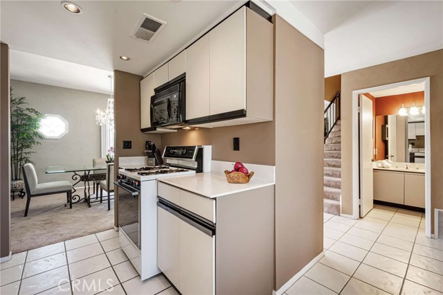 Image 12 for 1133   Tiffany CIR