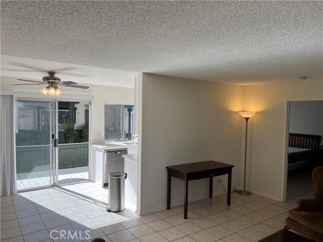 Detail Gallery Image 11 of 14 For 23224 Orange, Lake Forest,  CA 92630 - 1 Beds | 1 Baths