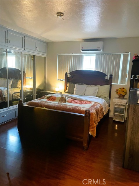 Detail Gallery Image 7 of 16 For 11313 Pennsylvania, South Gate,  CA 90280 - 3 Beds | 2 Baths