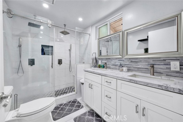 Detail Gallery Image 16 of 28 For 1706 E Retford, Covina,  CA 91724 - 3 Beds | 3 Baths