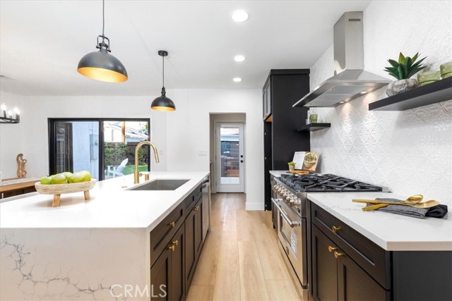 Detail Gallery Image 10 of 25 For 312 N Bronson Ave, Los Angeles,  CA 90004 - 2 Beds | 1 Baths