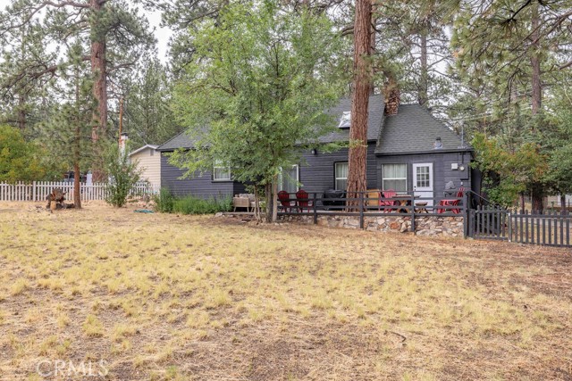 300 Shakespeare Lane, Big Bear City, California 92314, 2 Bedrooms Bedrooms, ,1 BathroomBathrooms,Single Family Residence,For Sale,Shakespeare,EV24112300