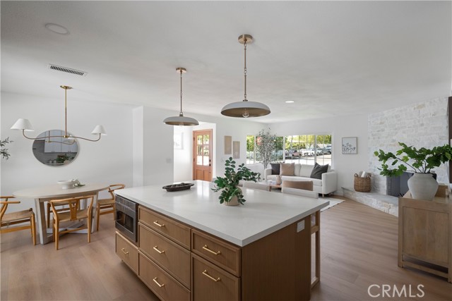 Front Image Thumbnail for CRPW26155447