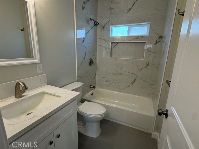 Image 17 of 23 For 959 Kenwood  