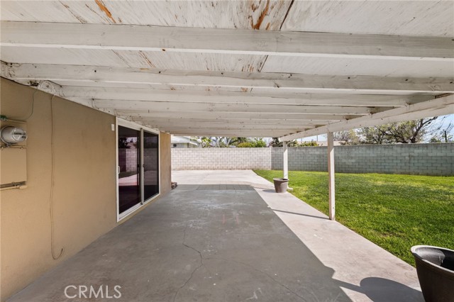 Detail Gallery Image 35 of 44 For 6661 Yucca Ave, Rialto,  CA 92376 - 3 Beds | 2 Baths