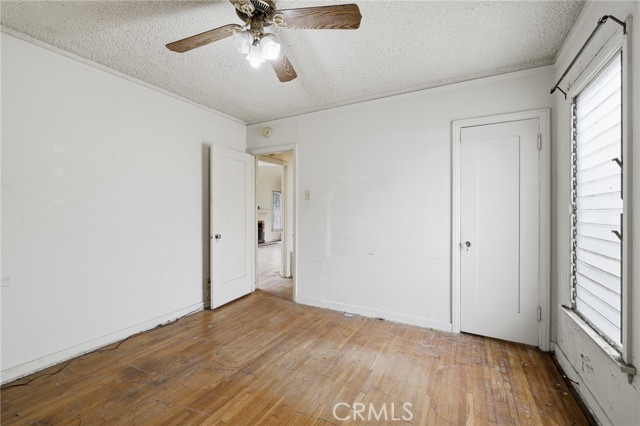 Detail Gallery Image 16 of 26 For 4720 Denny, Toluca Lake,  CA 91602 - 2 Beds | 1 Baths