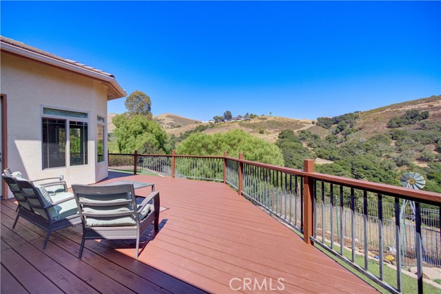 670 Highland Hills Road, Nipomo CA: https://media.crmls.org/medias/0fa0fd93-93fc-4422-b3a6-434188fbf522.jpg