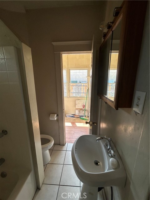 828 Maine photo 27