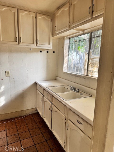 6208 Santa Fe, Huntington Park CA: https://media.crmls.org/medias/0fa1908e-88e2-4cf4-9692-766c56b97bc3.jpg
