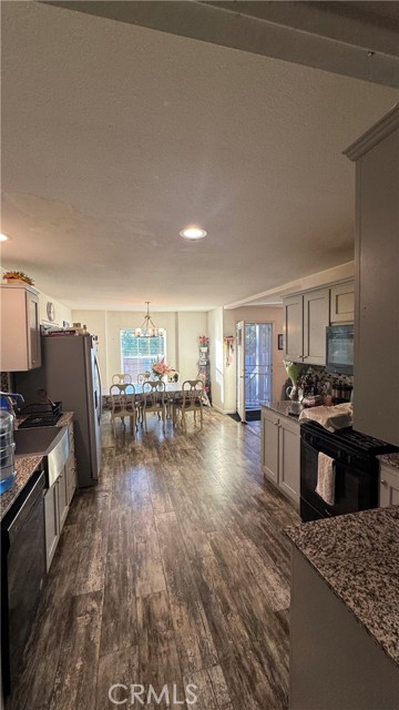 Detail Gallery Image 6 of 27 For 12700 Elliott Ave #516,  El Monte,  CA 91732 - 6 Beds | 3 Baths