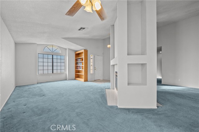 Detail Gallery Image 8 of 35 For 3252 Voyager, Rosamond,  CA 93560 - 3 Beds | 2 Baths