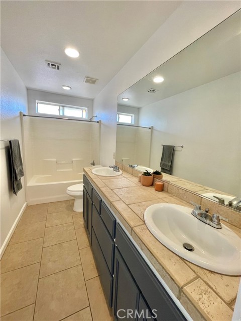 Detail Gallery Image 9 of 16 For 5932 La Buena Tierra Ave, Twentynine Palms,  CA 92277 - 3 Beds | 2 Baths