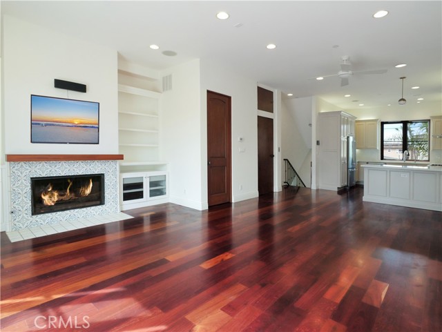 Detail Gallery Image 5 of 36 For 105 Paseo De La Playa #F,  Redondo Beach,  CA 90277 - 3 Beds | 3/1 Baths