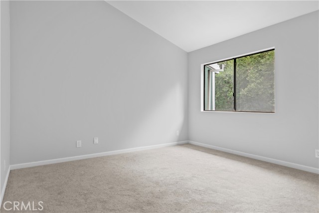 Detail Gallery Image 9 of 26 For 1060 Walnut Grove Ave #D,  Rosemead,  CA 91770 - 2 Beds | 2/1 Baths