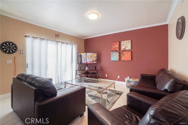 Detail Gallery Image 10 of 24 For 19404 Roscoe, Northridge,  CA 91324 - 5 Beds | 4 Baths