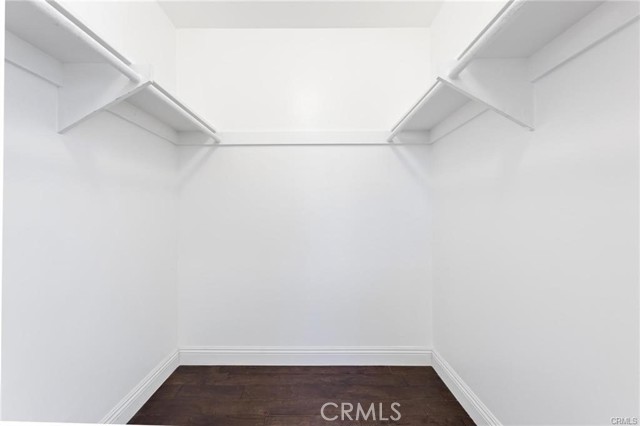 Detail Gallery Image 32 of 47 For 5869 Eilat Pl, Woodland Hills,  CA 91367 - 6 Beds | 3/1 Baths