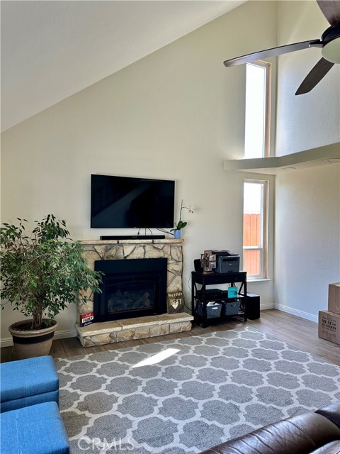 Detail Gallery Image 14 of 34 For 211 Veronica Dr, Paso Robles,  CA 93446 - 4 Beds | 2 Baths