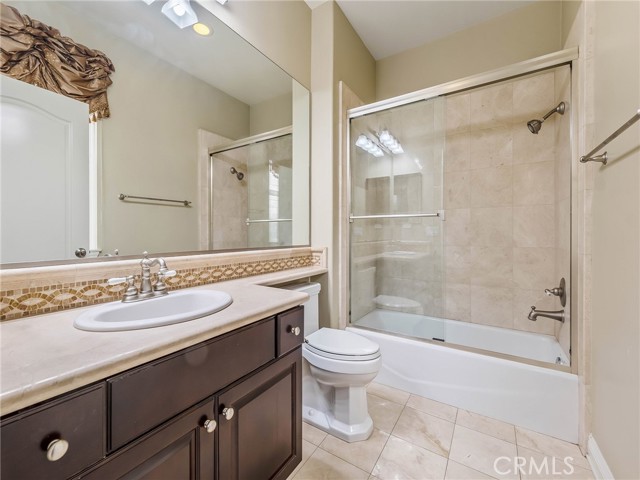 12800 Via Donatello, Porter Ranch CA: https://media.crmls.org/medias/0fad2ad2-f713-48f7-9169-f9e0d8d3864f.jpg
